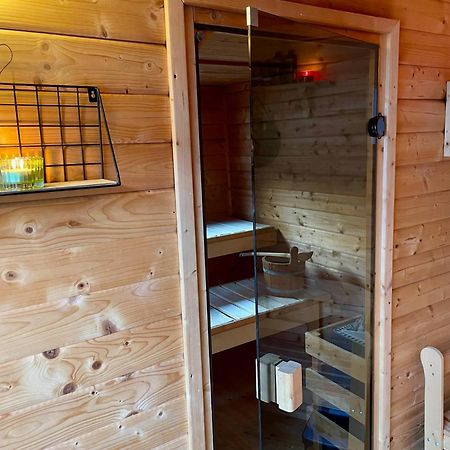 Modernes Holzhaus Im Skandinavischen Stil Mit Sauna, Garten Und 2 Katzen 诺德施泰特 外观 照片