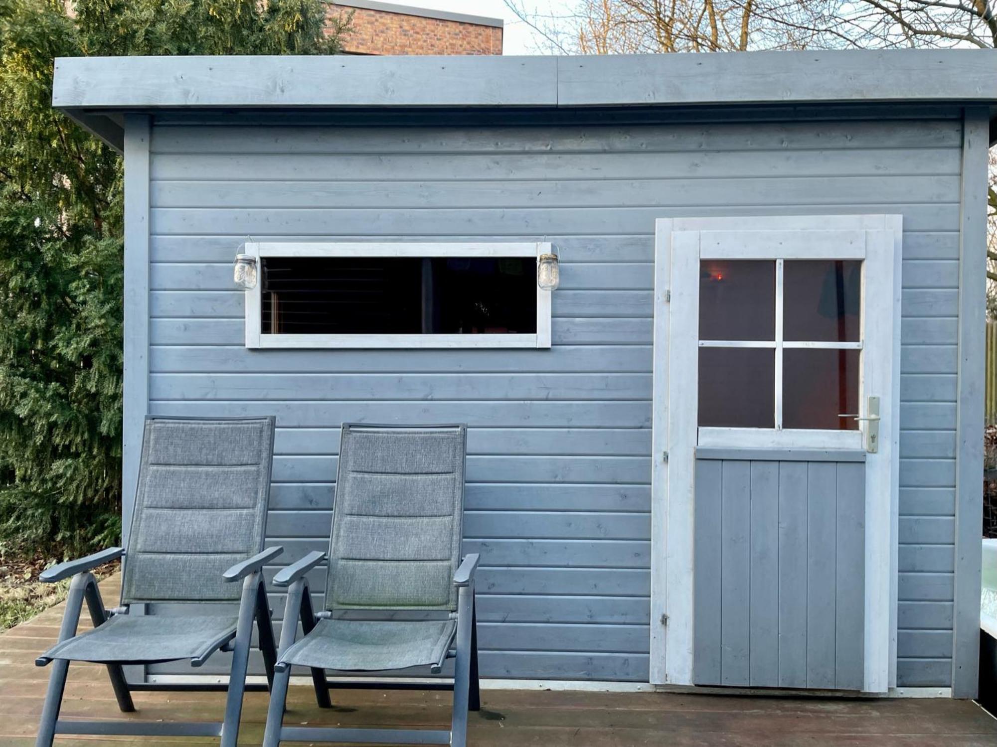 Modernes Holzhaus Im Skandinavischen Stil Mit Sauna, Garten Und 2 Katzen 诺德施泰特 外观 照片