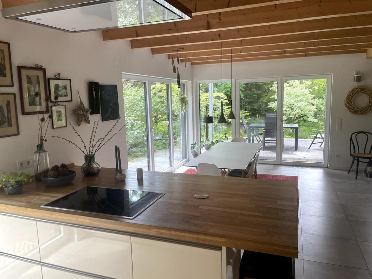 Modernes Holzhaus Im Skandinavischen Stil Mit Sauna, Garten Und 2 Katzen 诺德施泰特 外观 照片