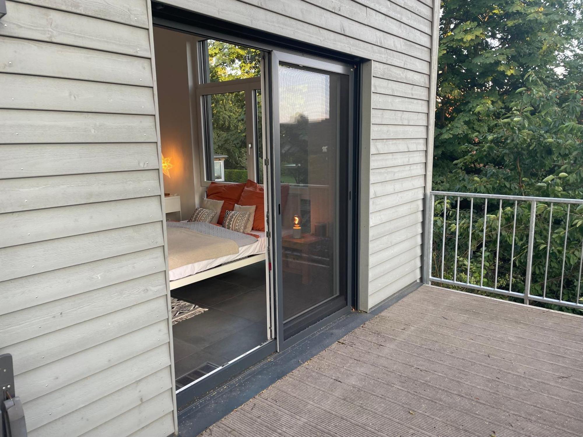 Modernes Holzhaus Im Skandinavischen Stil Mit Sauna, Garten Und 2 Katzen 诺德施泰特 外观 照片