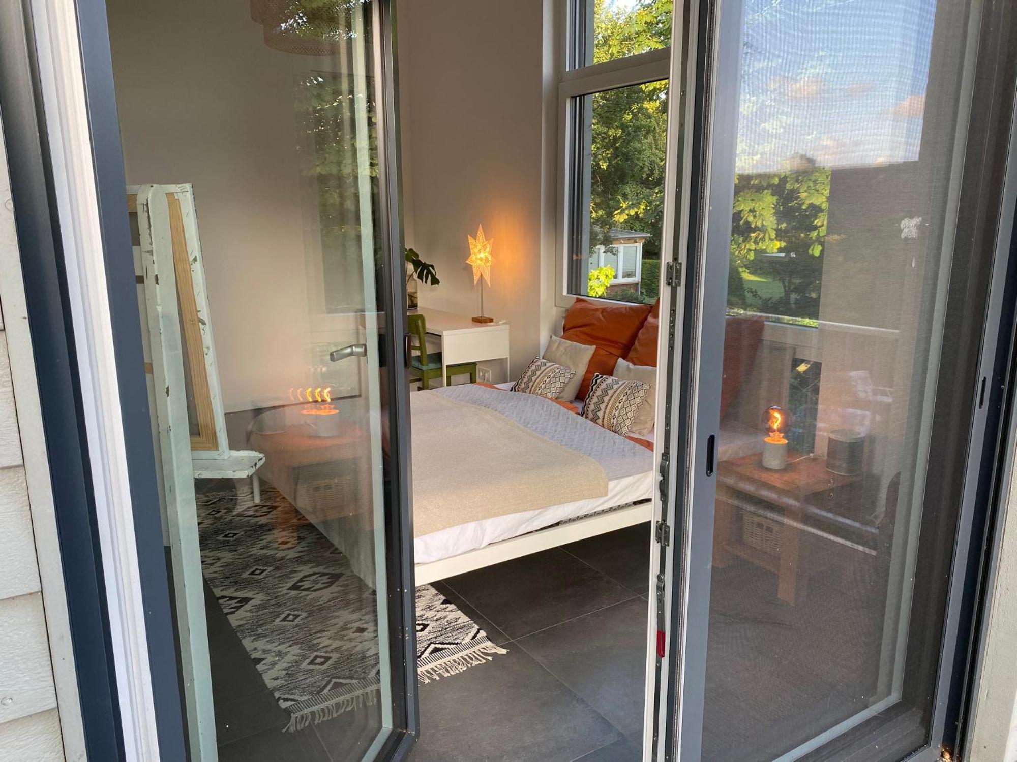 Modernes Holzhaus Im Skandinavischen Stil Mit Sauna, Garten Und 2 Katzen 诺德施泰特 外观 照片